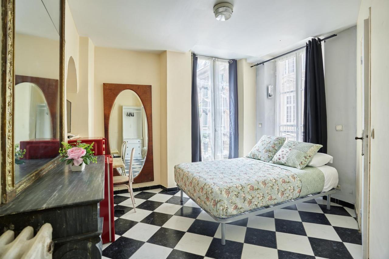 Hotel Le Petit Borda Paris Exterior foto